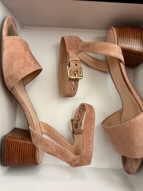 JCrew wide strap penny sandals in suede frosted taupe size 11 gently worn